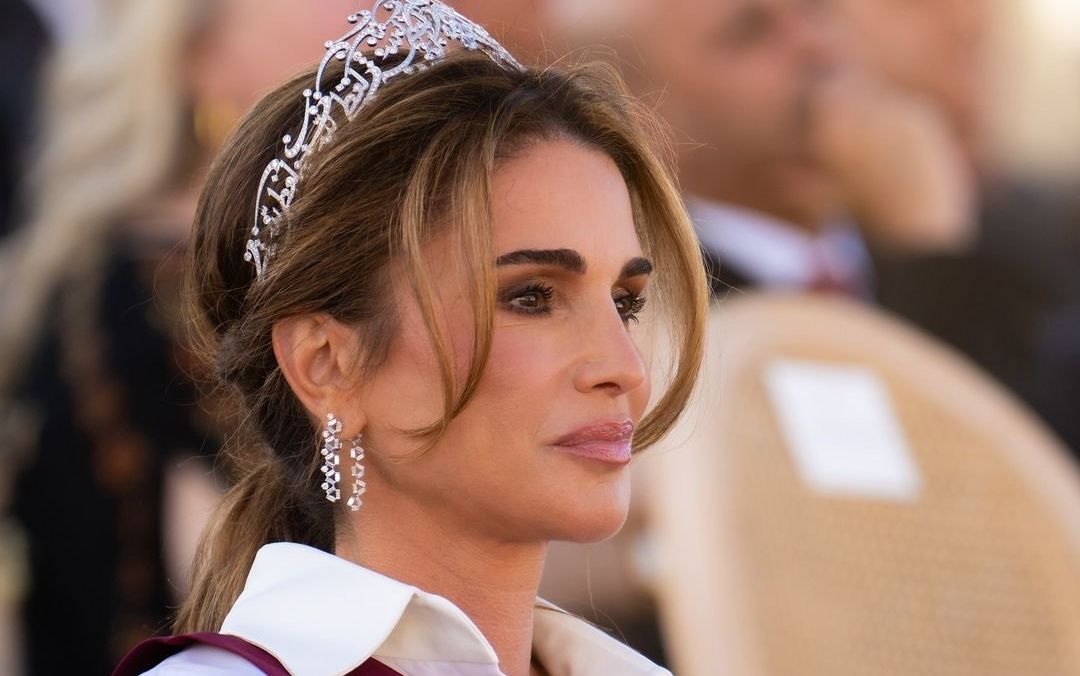 Regina Rania a Iordaniei, o prezență plină de farmec și rafinament la Jubileul de Argint al soțului său